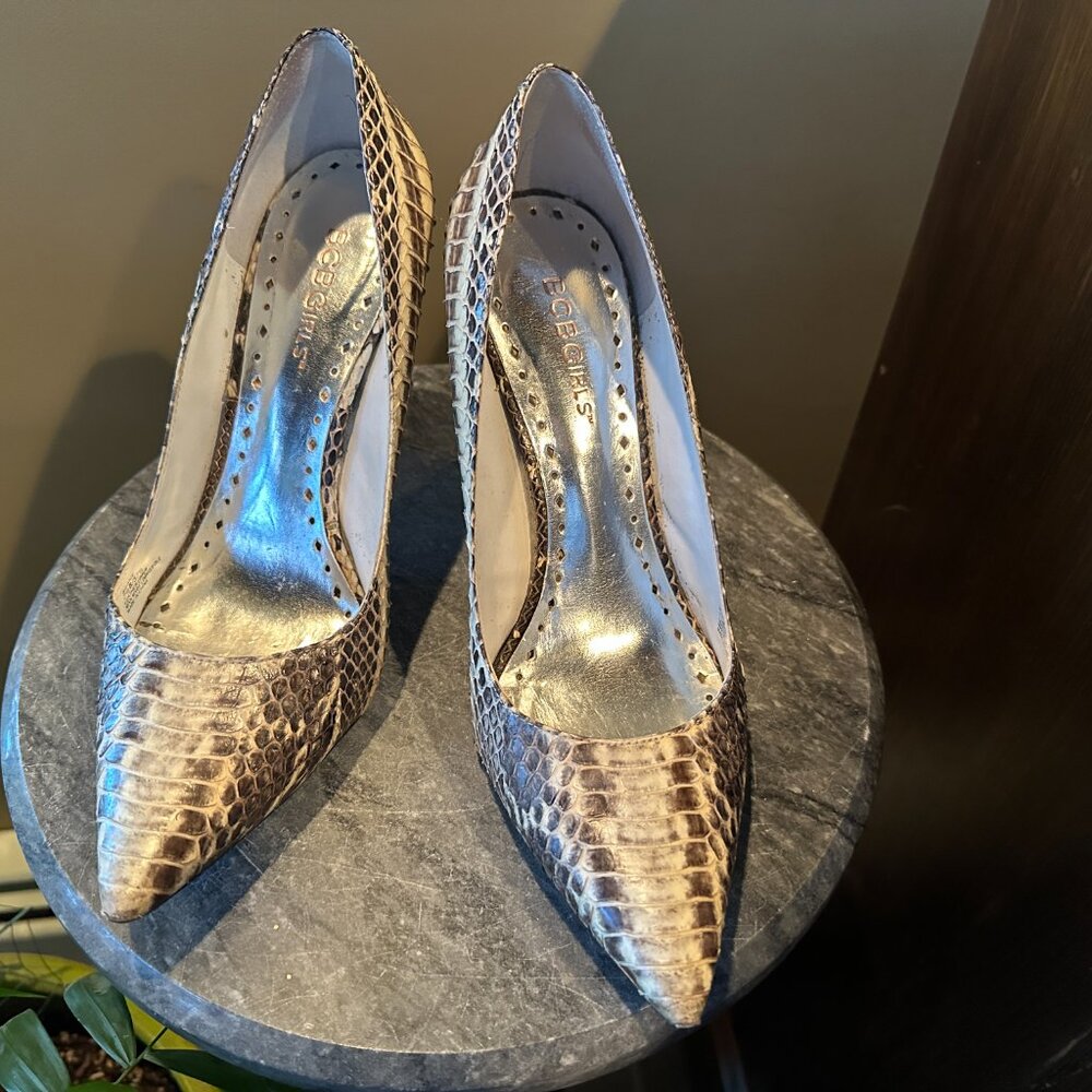 BCB Girls Brown & Cream Faux Snake Skin Pumps ~ Size 7.5 M
